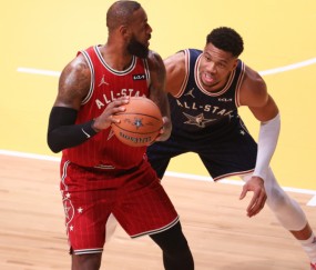 华体会体育官方-不止字母哥，这5位超巨，都曾在巅峰期离队，他们后来发展如何？