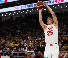 华体会登录-周琦+3海外回归！男篮下个世预赛基本15选12，内线锋线实力强劲！