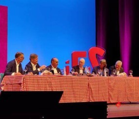 华体会体育官方-从1982到2022，蓝衣军团世界杯英雄畅聊夺冠往事